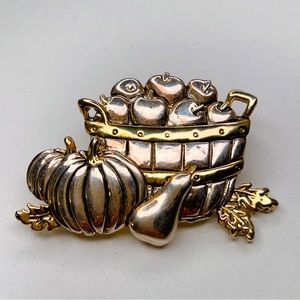MJ vintage brooch pendant harvest fruit basket 🧺 apple 🍏 pear 🍐 pumpkin